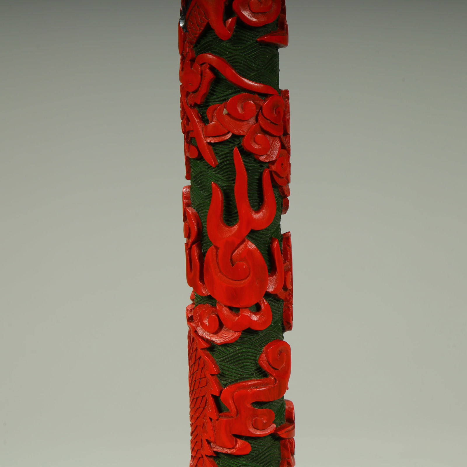 A red and green cloud dragon pattern brush - 9