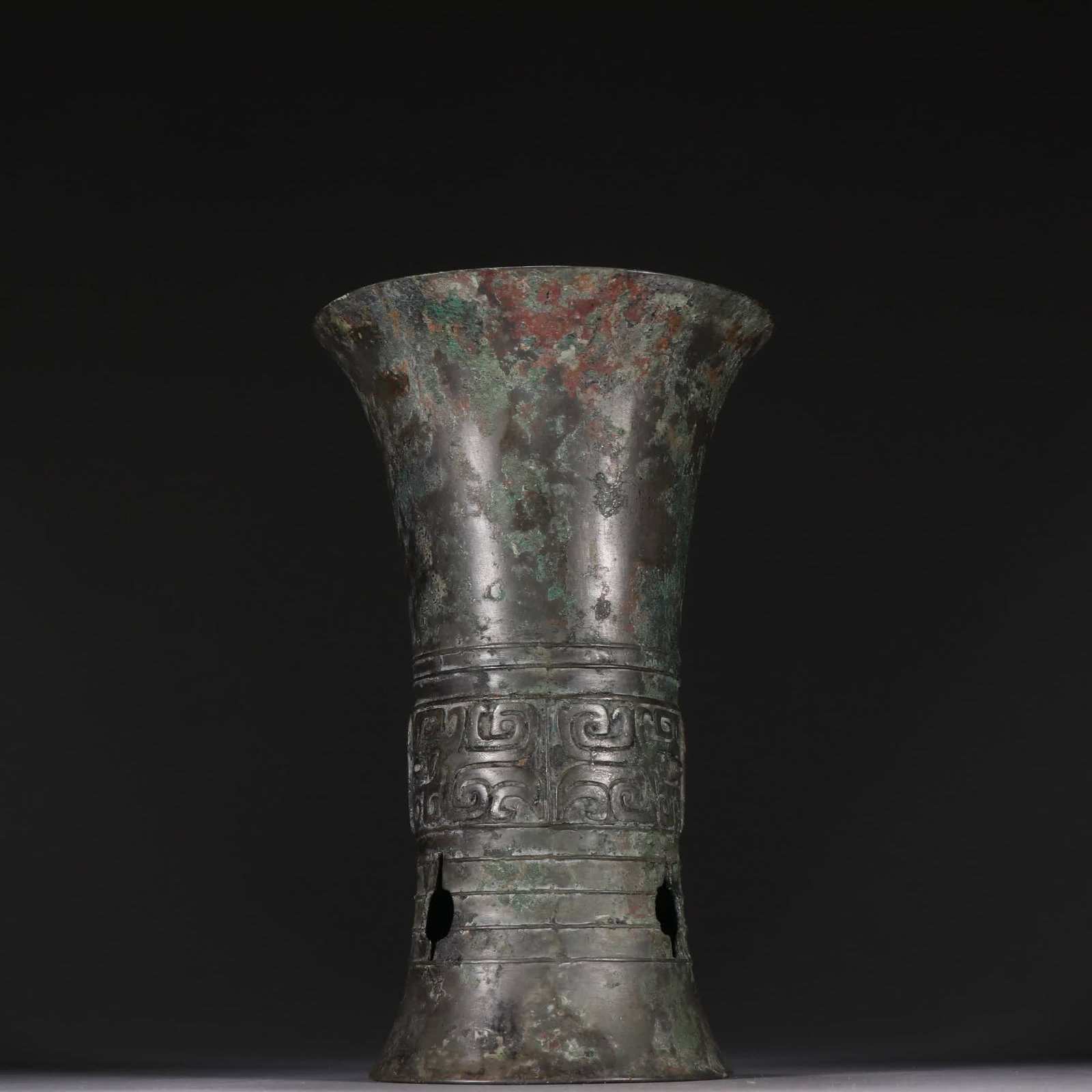 A bronze gluttonous pattern flower cup (1 of 9)