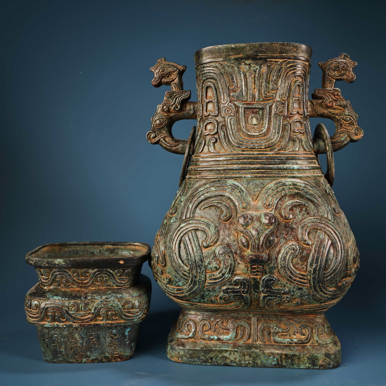 A bronze dragon pattern square vase - 13