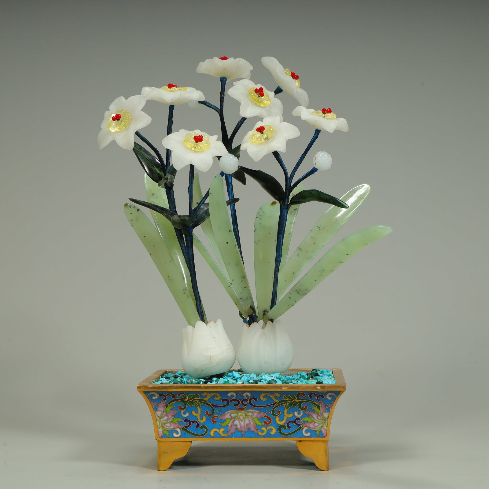 One piece sold: Sold SIZE: H:25cm L:17cm W:16cm W:946g (The Dimensions Of All Batches Are Manually Measured.If You Need More Detailed Information, Please Contact Our Customer Service Before Bidding.)