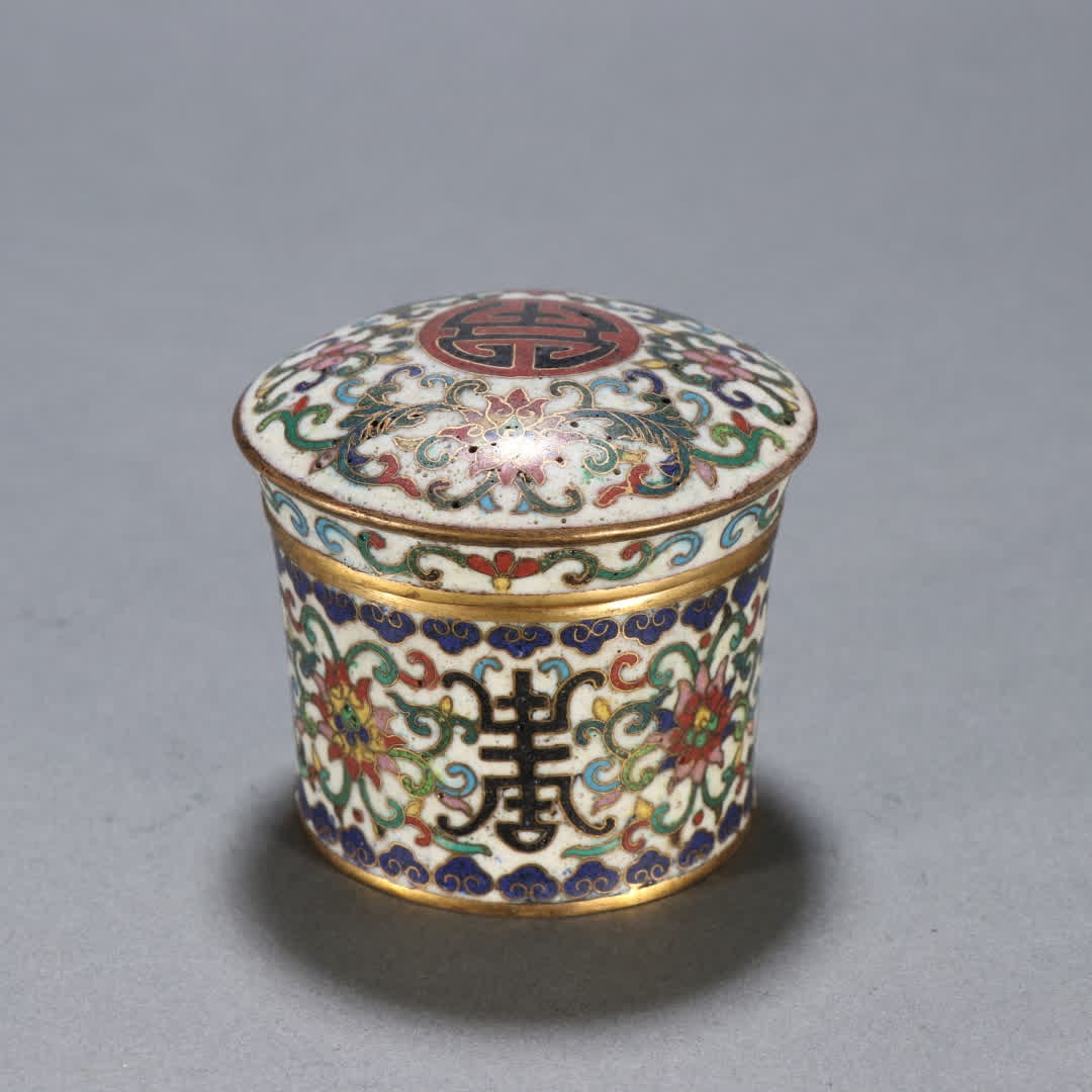 A Qing Dynasty copper gilt cloisonné painting enamel entwined lotus pattern lid box: Qing Dynasty copper gilt cloisonné painting enamel entwined lotus pattern lid box SIZE: H:5.9cm W:6.6cm W:277.3g (The Dimensions Of All Batches Are Manually Measured.If You Need More Detailed Informa