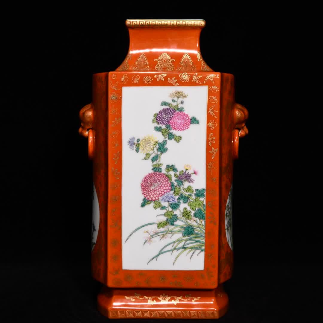 A piece of Qing Qianlong coral red gold-painted window-opening pastel plum orchid bamboo: Qing Qianlong coral red gold window pastel plum orchid bamboo chrysanthemum pattern animal head vase SIZE: H:34.3cm D:20cm (The Dimensions Of All Batches Are Manually Measured.If You Need More Detaile