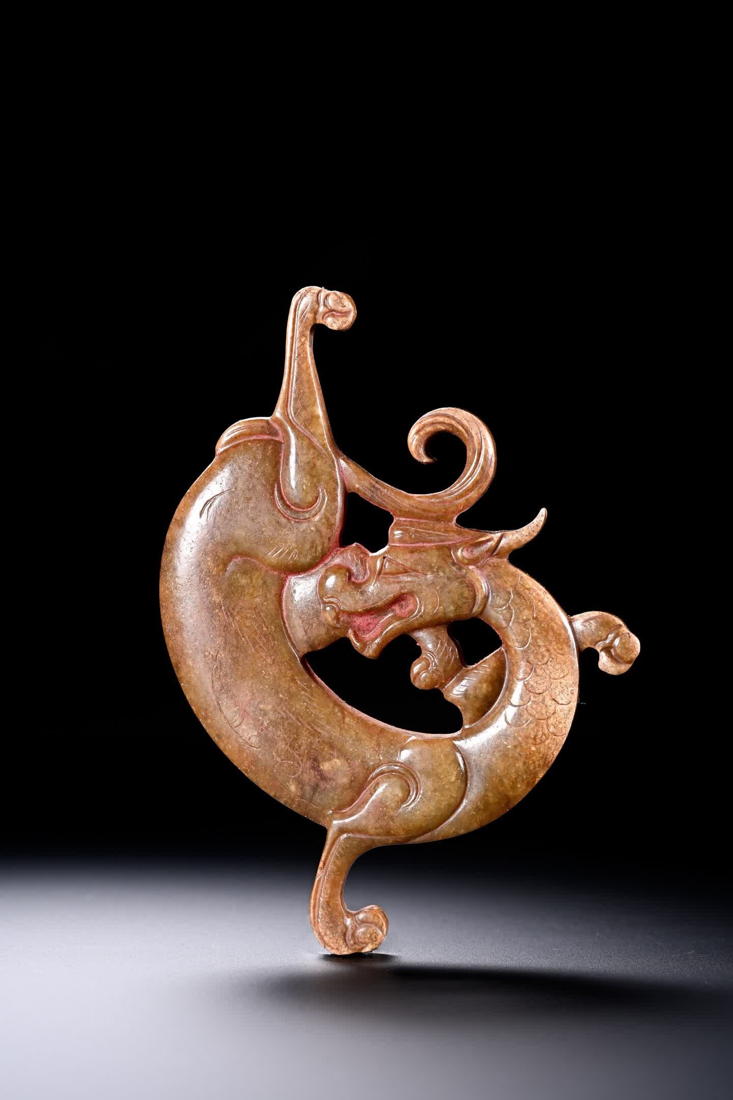 An ancient jade dragon - 7