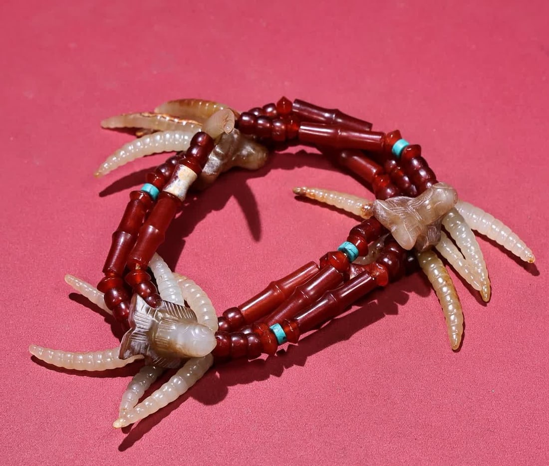 A Han Dynasty jade ornament: Han Dynasty jade ornaments SIZE: Random silkworm pupae about 42x6x4mm W: 143g (The Dimensions Of All Batches Are Manually Measured.If You Need More Detailed Information, Please Contact Our Customer Se