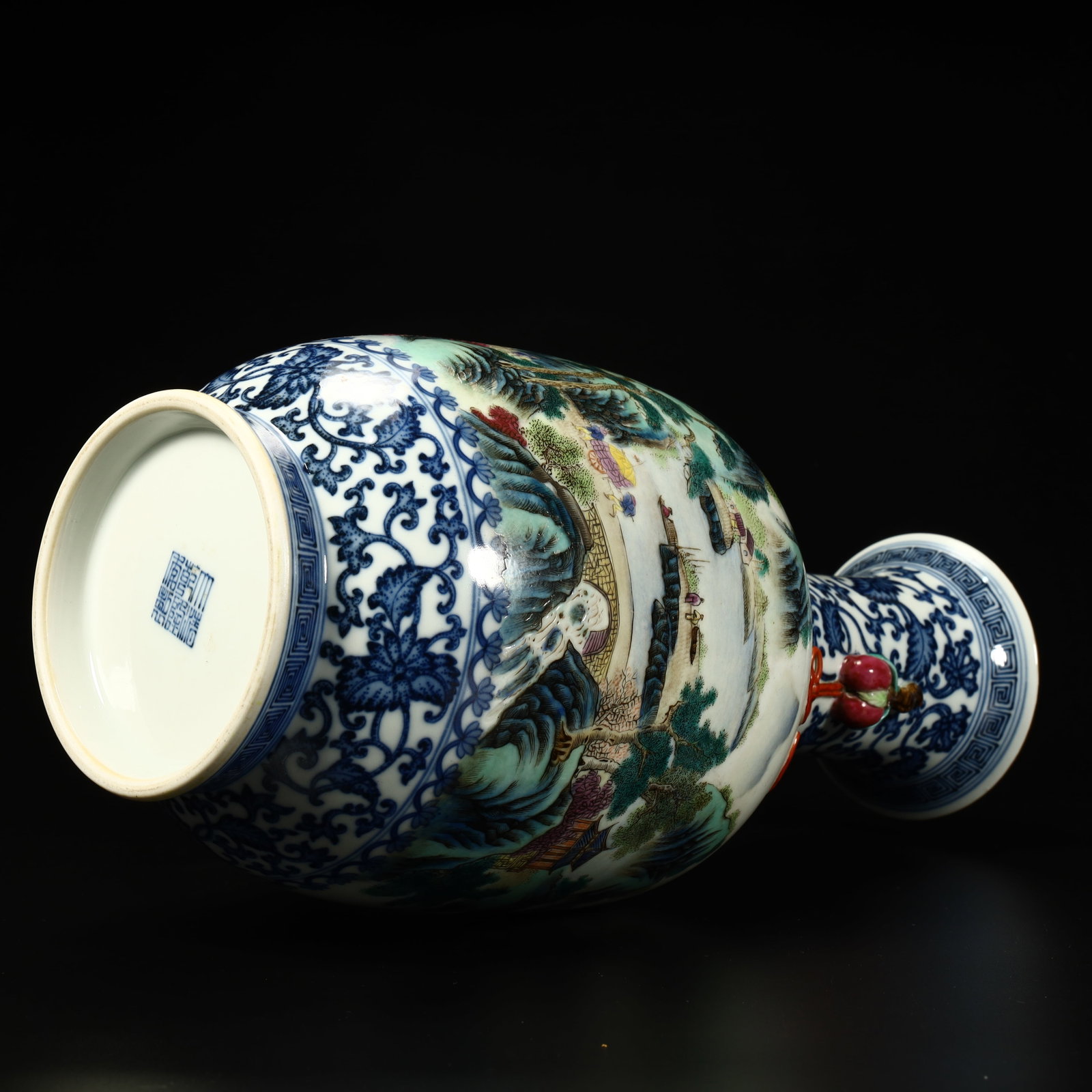 A Qianlong longevity peach amphora - 10