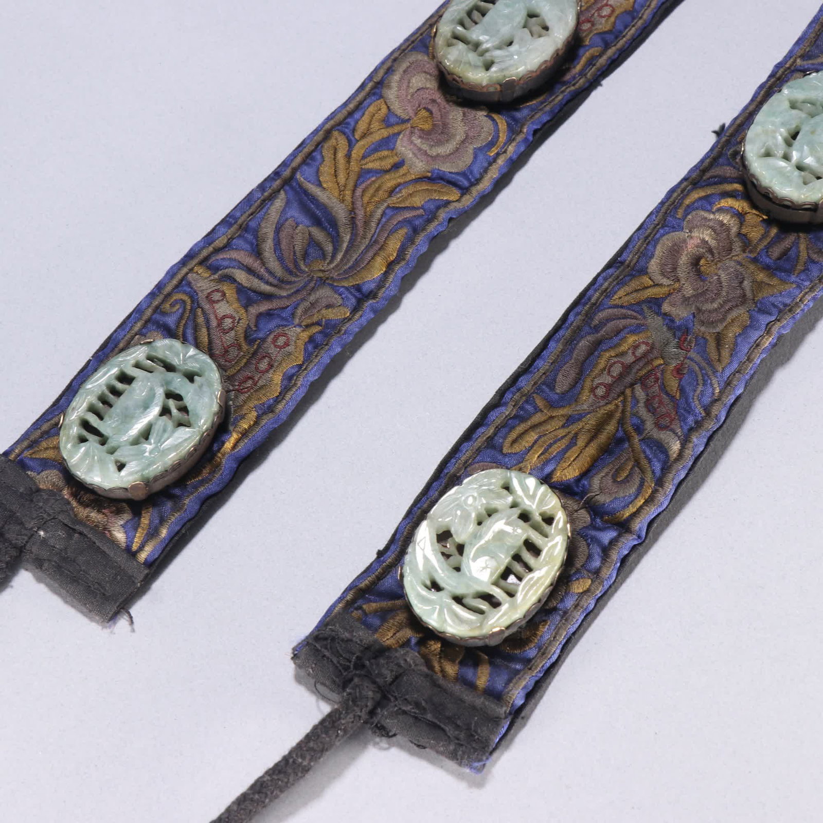 A jade belt - 2