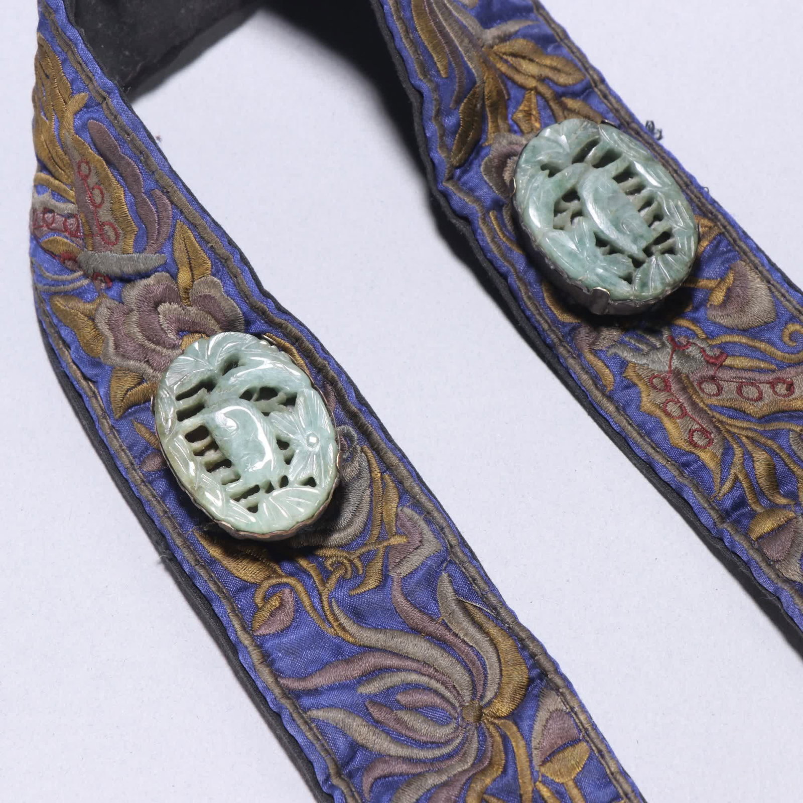 A jade belt - 5