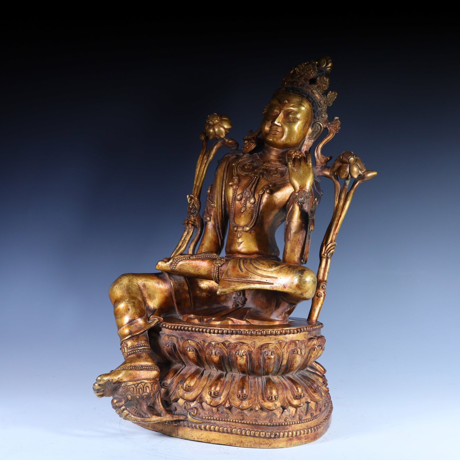 A statue of Tara, a bronze gilt Tara in Yongle in the Ming Dynasty - 3
