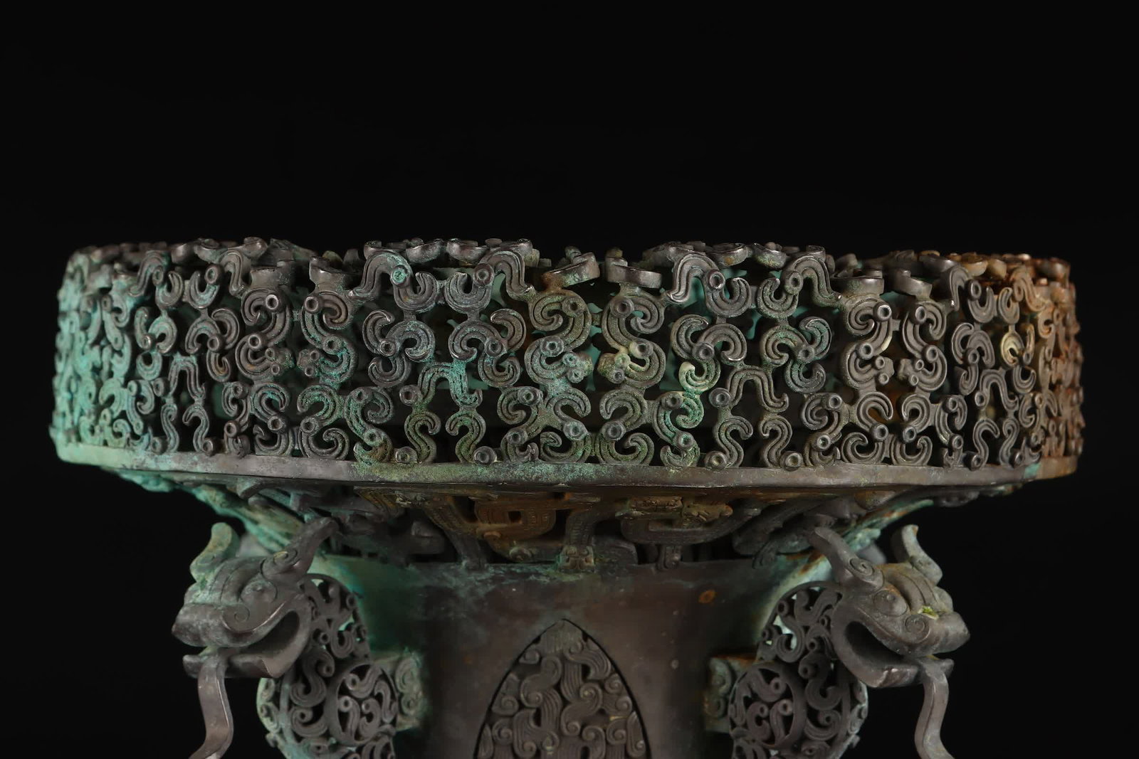 A silver animal face pattern - 5