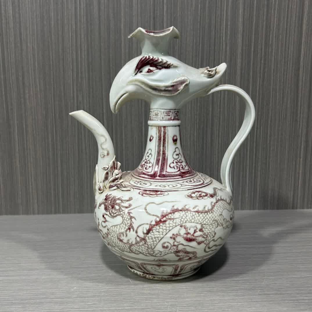 A Qing Dynasty glazed red dragon chicken head pot: Qing Dynasty glazed red dragon chicken head pot SIZE: H:21cm W:26cm (The Dimensions Of All Batches Are Manually Measured.If You Need More Detailed Information, Please Contact Our Customer Service Befo