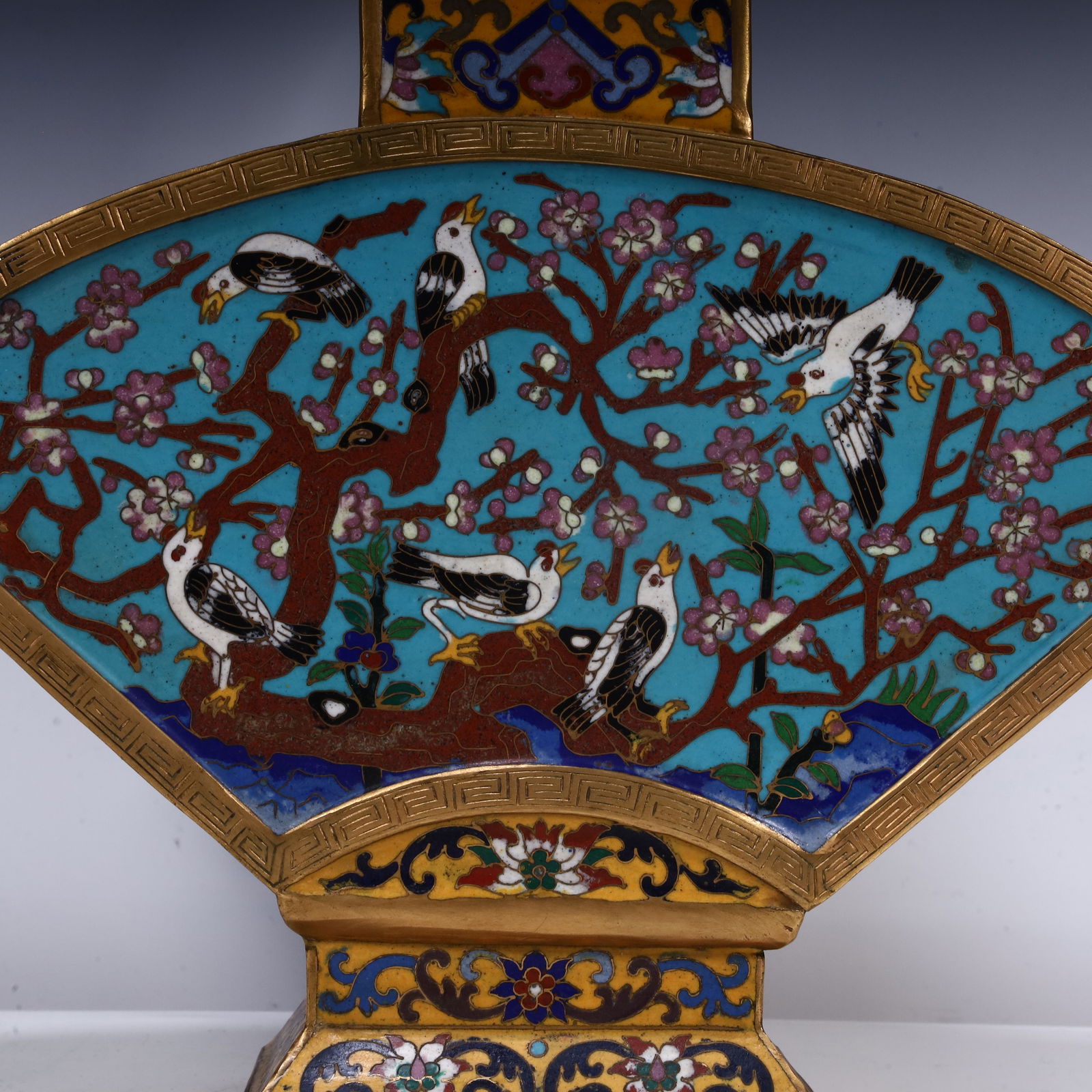 A cloisonné vase - 4