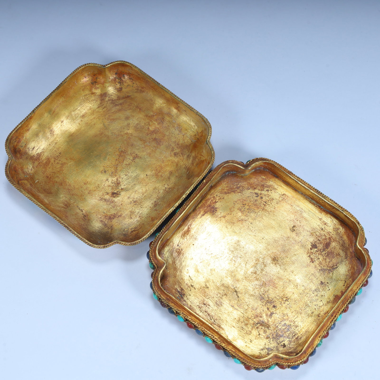 A gilded gemstone box - 8