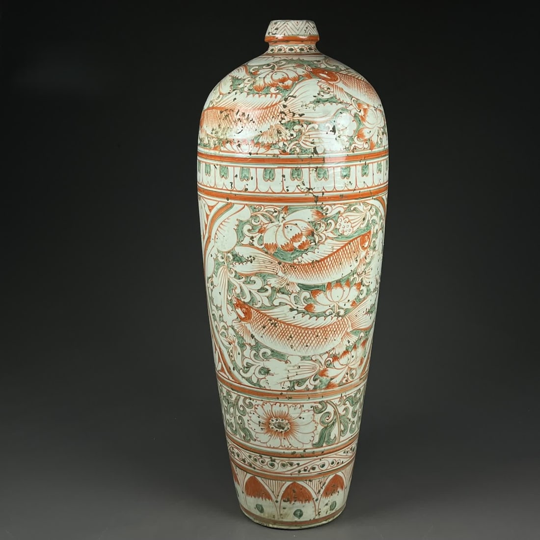 A piece of Song Cizhou kiln red and green colorful lotus year more than a picture plum bottle: The red and green colorful lotus in the Song Cizhou kiln has been painted for more than a year SIZE: H:58cm W:20cm (The Dimensions Of All Batches Are Manually Measured.If You Need More Detailed Inform