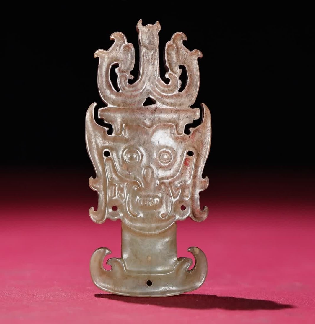 A Han Dynasty jade god ornament: Han Dynasty jade god man pendant SIZE: 88x40x8mm W:55g (The Dimensions Of All Batches Are Manually Measured.If You Need More Detailed Information, Please Contact Our Customer Service Before Bidding.)