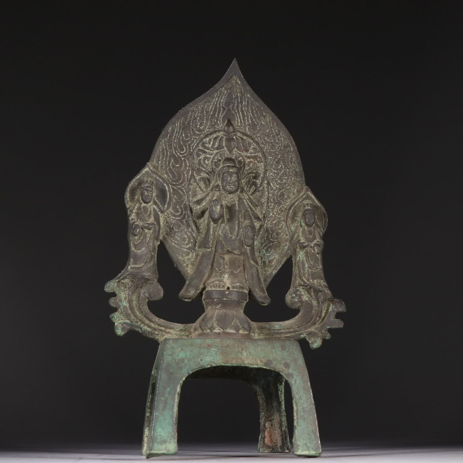 A Northern Wei bronze bench Buddha statue: Northern Wei Dynasty bronze bench Buddha statue SIZE: H:25cm W:14.7cm W:1174.7g (The Dimensions Of All Batches Are Manually Measured.If You Need More Detailed Information, Please Contact Our Customer