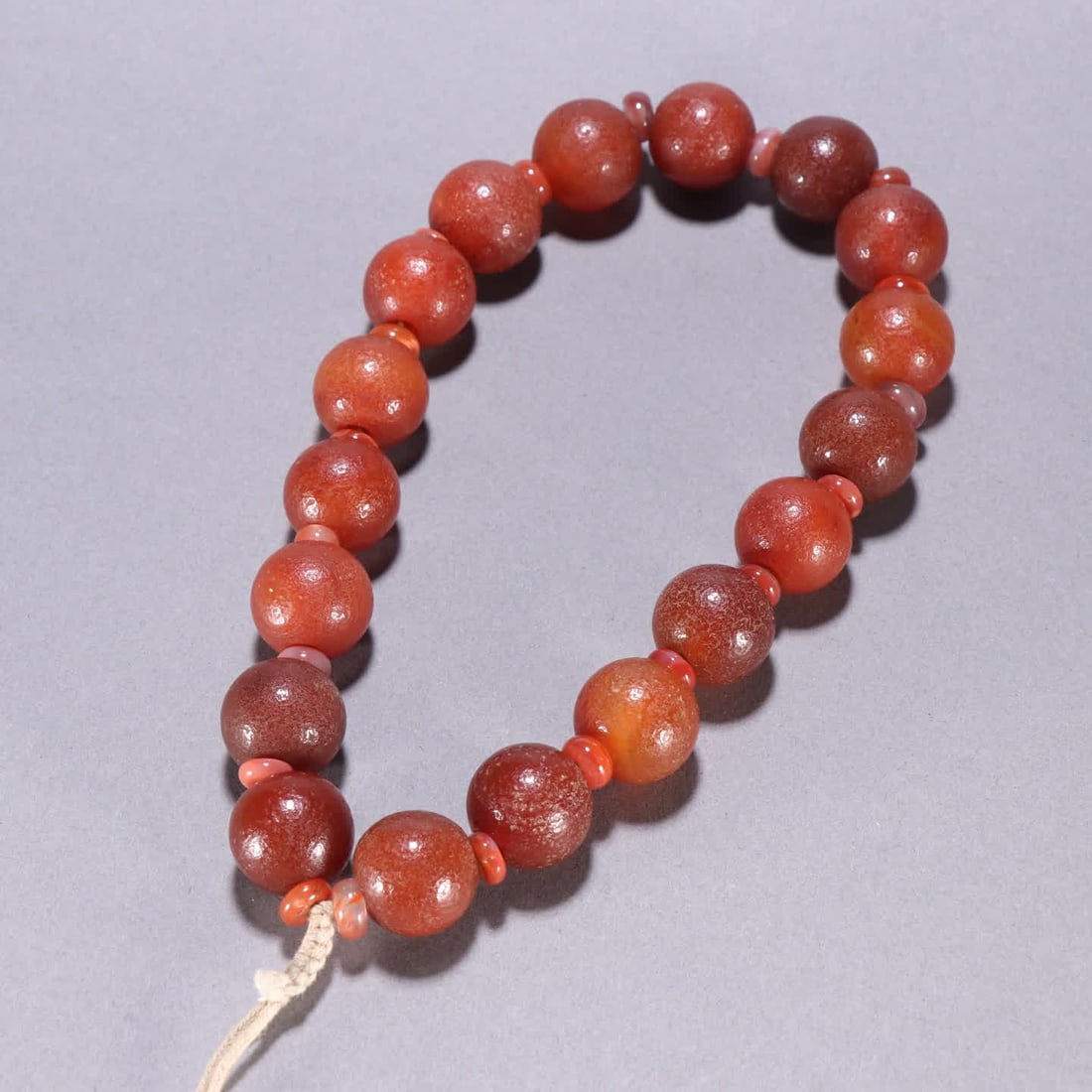 A Qing Dynasty agate bead string - 5