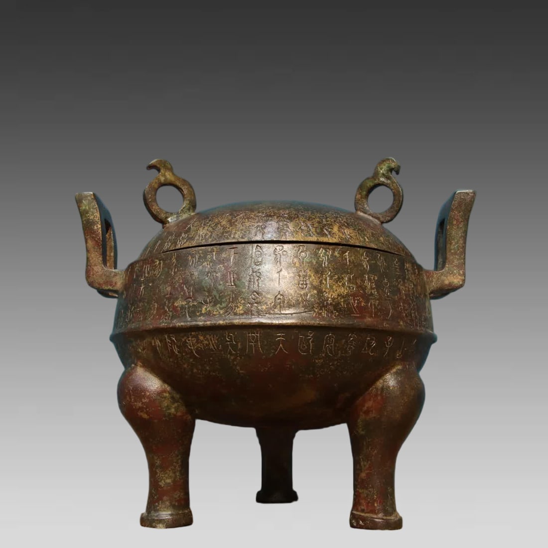 A bronze lid cauldron - 2
