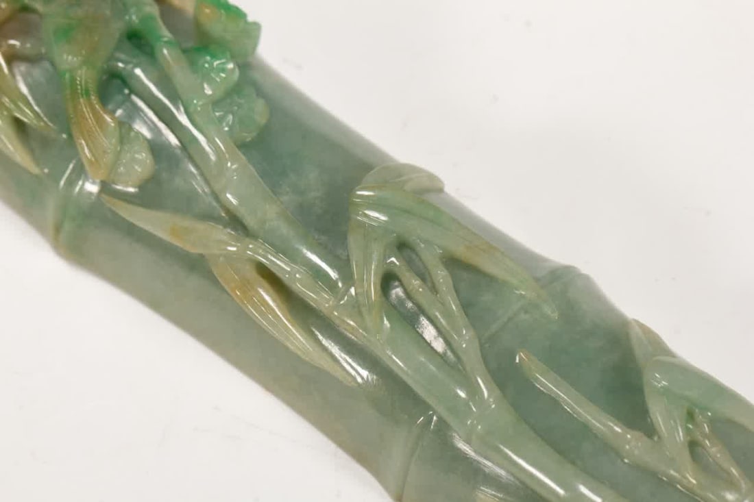 A Qing Dynasty jade bamboo pattern armrest - 3