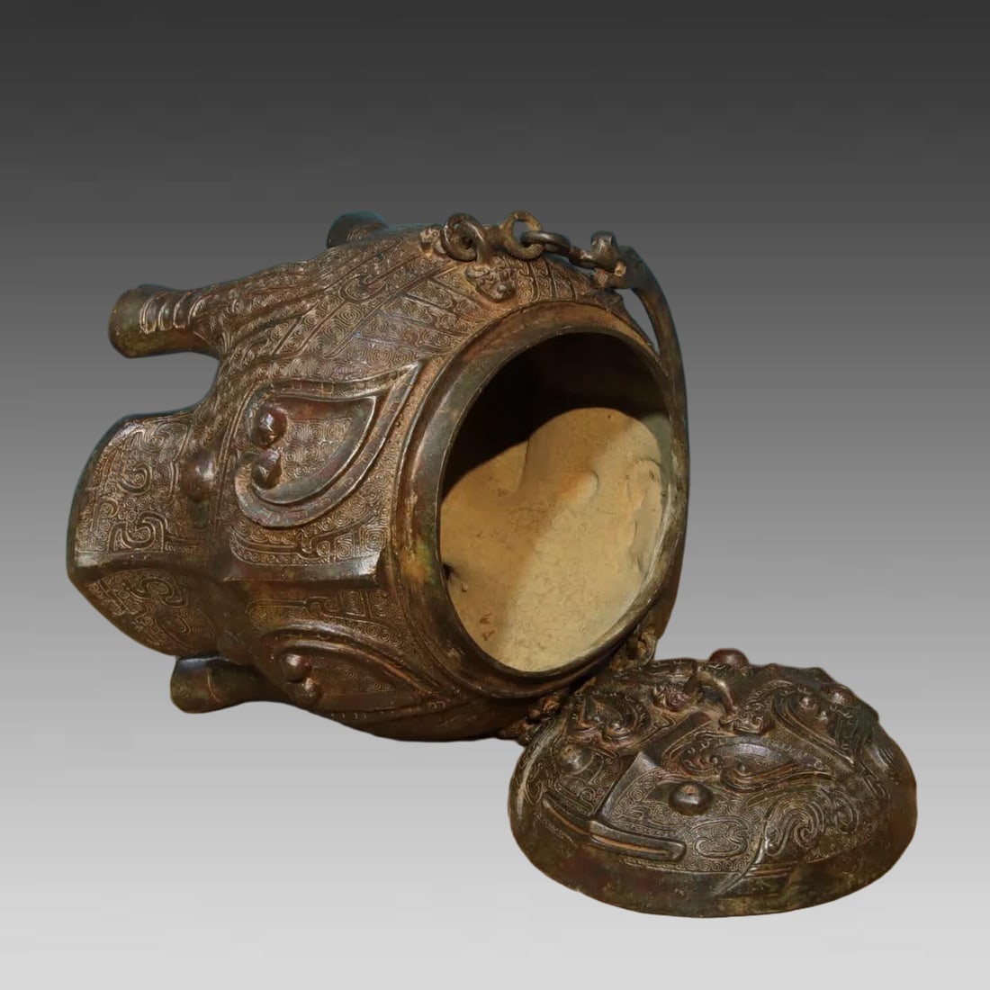 A bronze pig beam - 7