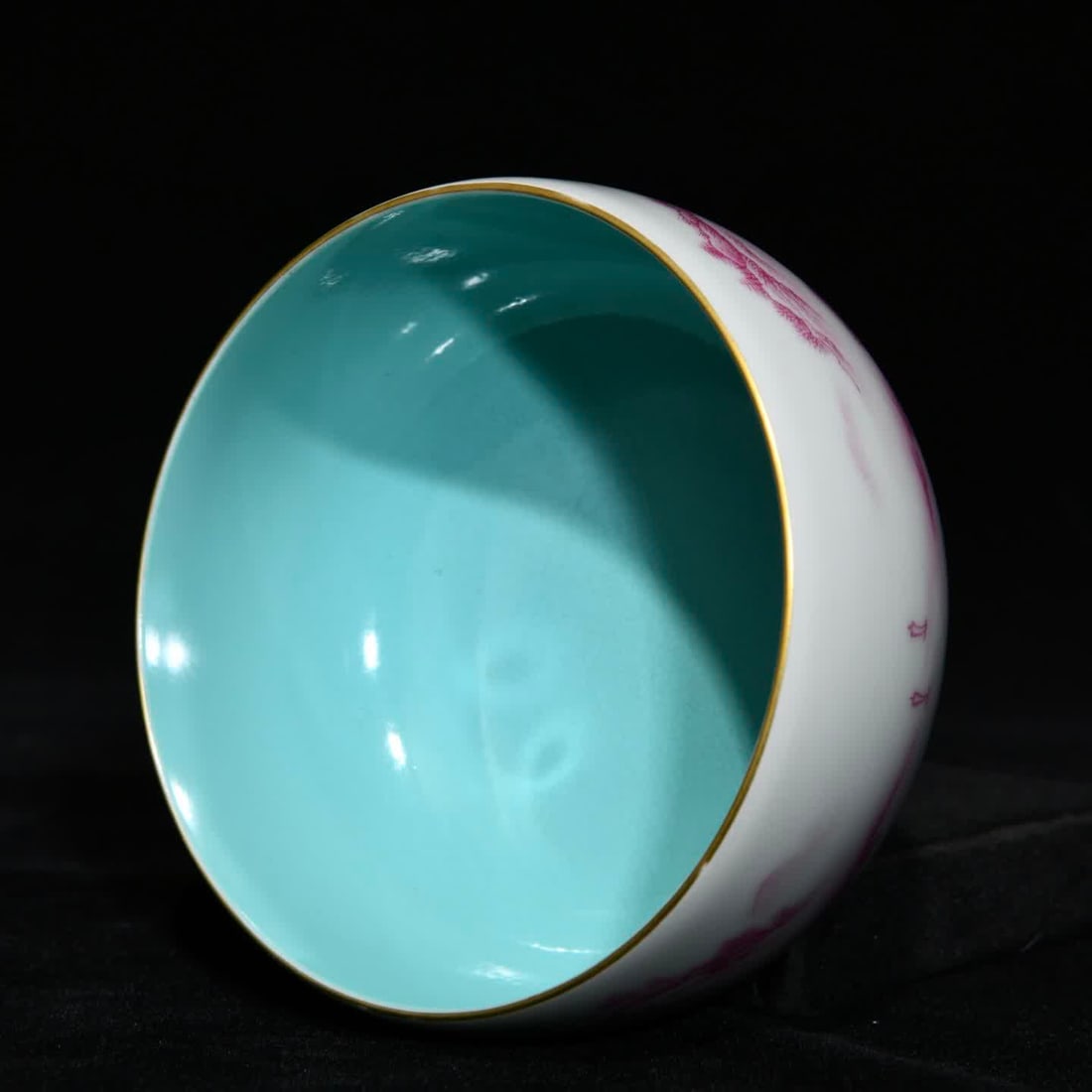 A Qing Qianlong agate red landscape pattern Arhat cup - 4