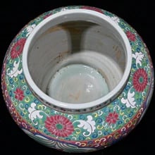 A Daming Xuande colorful window fish algae pattern jar - 5