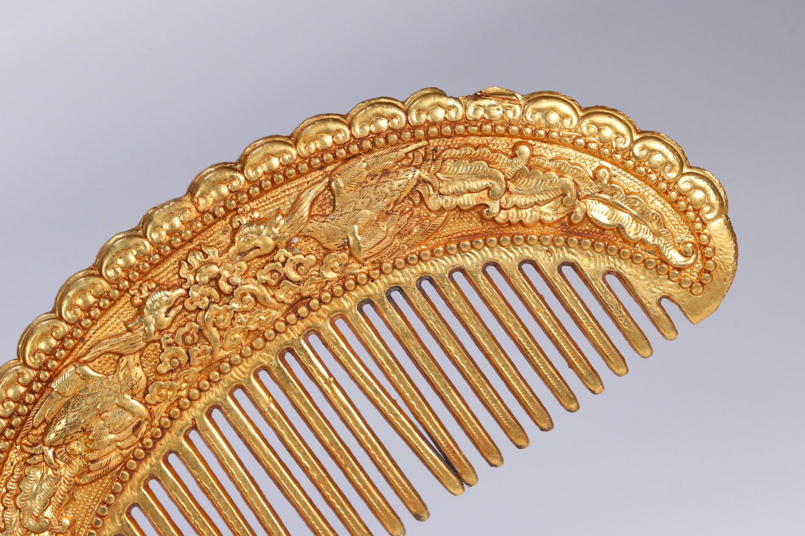 A copper gilt double phoenix comb - 5