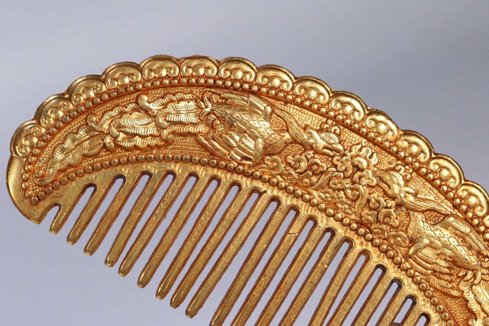 A copper gilt double phoenix comb - 6