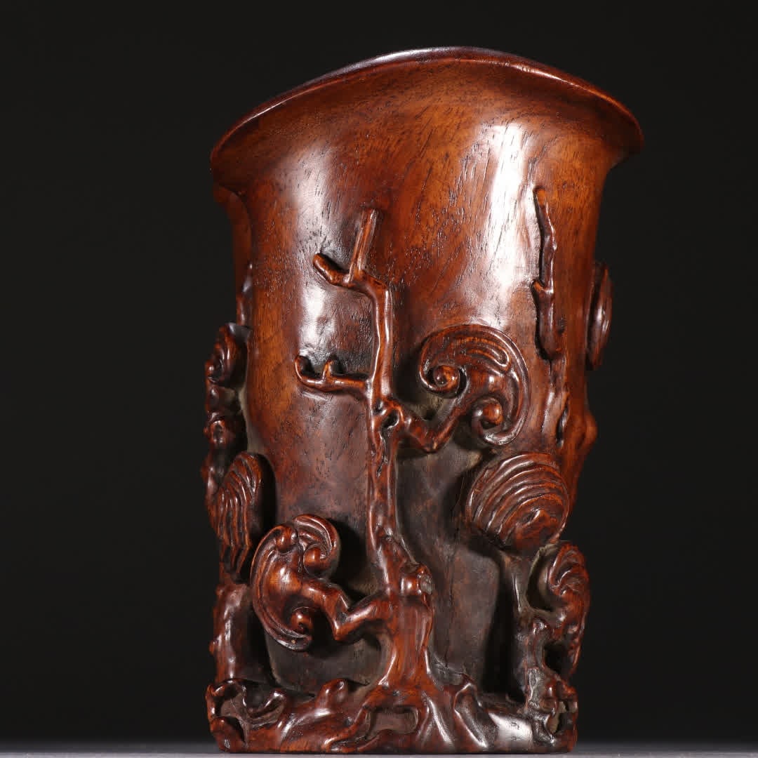 A boxwood Ganoderma lucidum pattern pen holder - 3