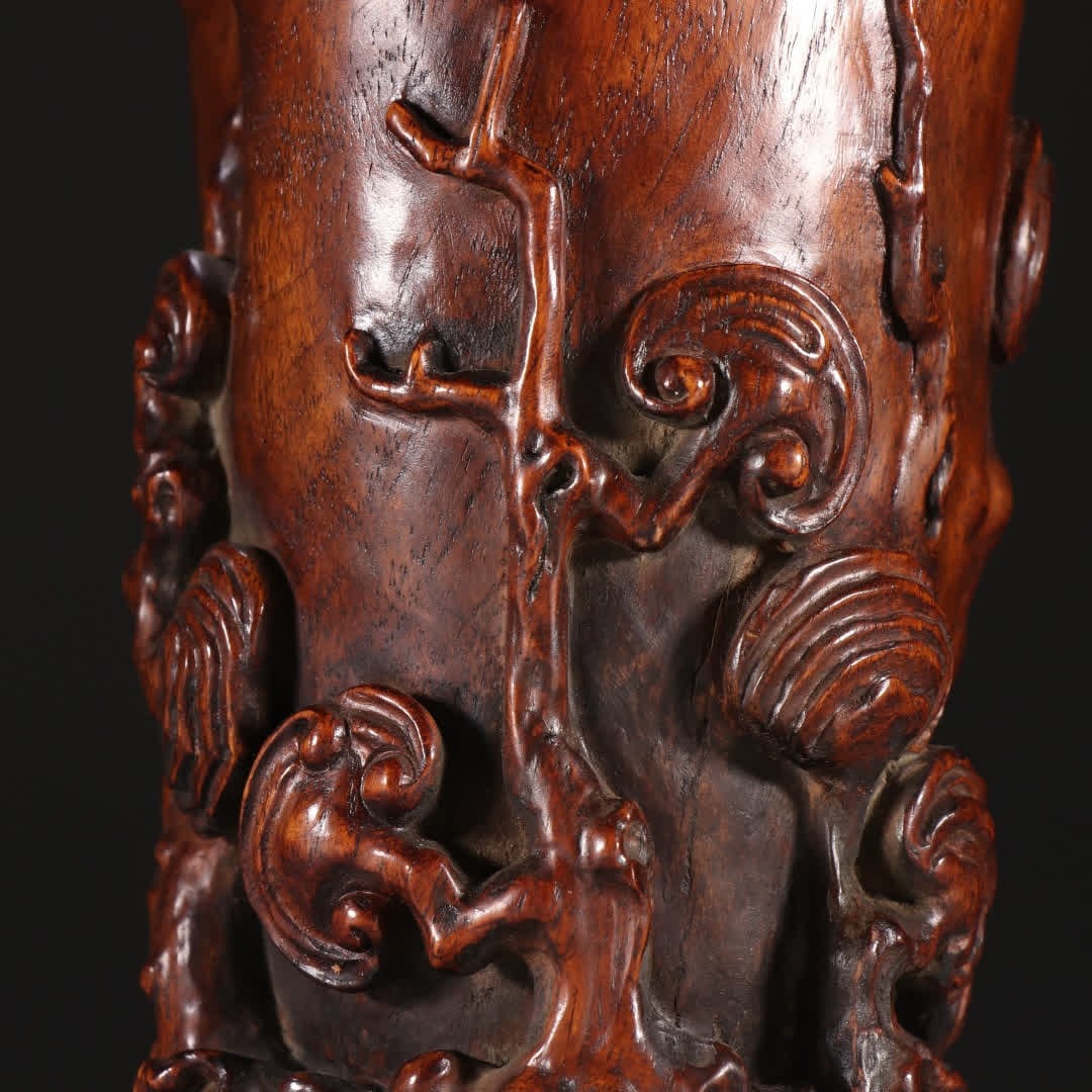 A boxwood Ganoderma lucidum pattern pen holder - 4