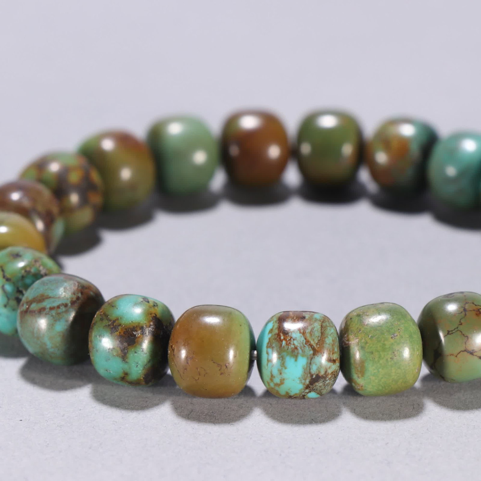 A turquoise bracelet - 6