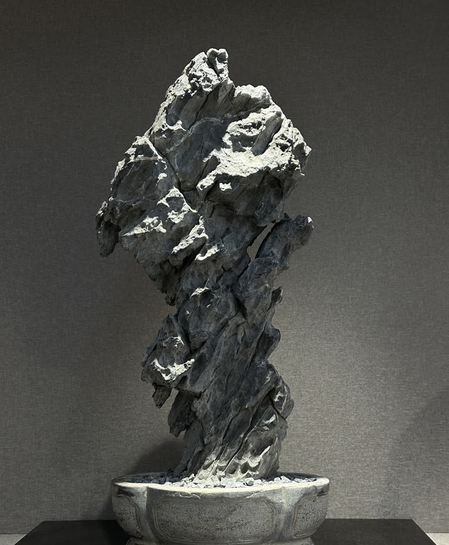 A Qing Dynasty Yingshi Shanzi study ornament: Qing Dynasty Yingshi Shanzi study ornament SIZE: H:68cm W:28cm T:19cm (The Dimensions Of All Batches Are Manually Measured.If You Need More Detailed Information, Please Contact Our Customer Service Be