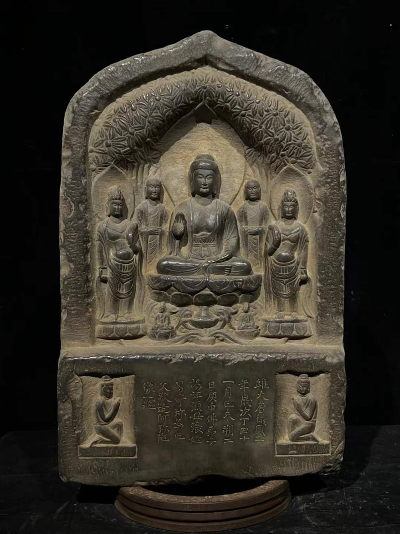 A Tang Dynasty bluestone painted statue of a Buddha with four sides: Tang Dynasty bluestone painted statue of a Buddha with four sides SIZE: H:59cm W:38cm T:16cm (The Dimensions Of All Batches Are Manually Measured.If You Need More Detailed Information, Please Contact