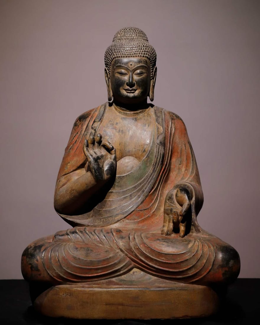 A Tang Dynasty bluestone painted Buddha statue: Tang Dynasty bluestone painted Buddha statues SIZE: H:67cm W:45cm T:38cm (The Dimensions Of All Batches Are Manually Measured.If You Need More Detailed Information, Please Contact Our Customer Service
