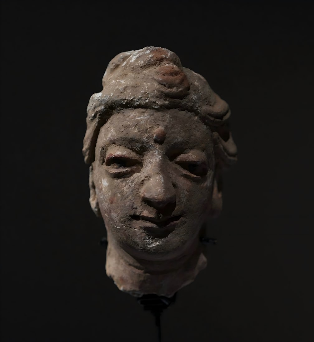A Gandhara clay statue of a plaster clay statue from the 2nd to 5th centuries AD (1 of 6)