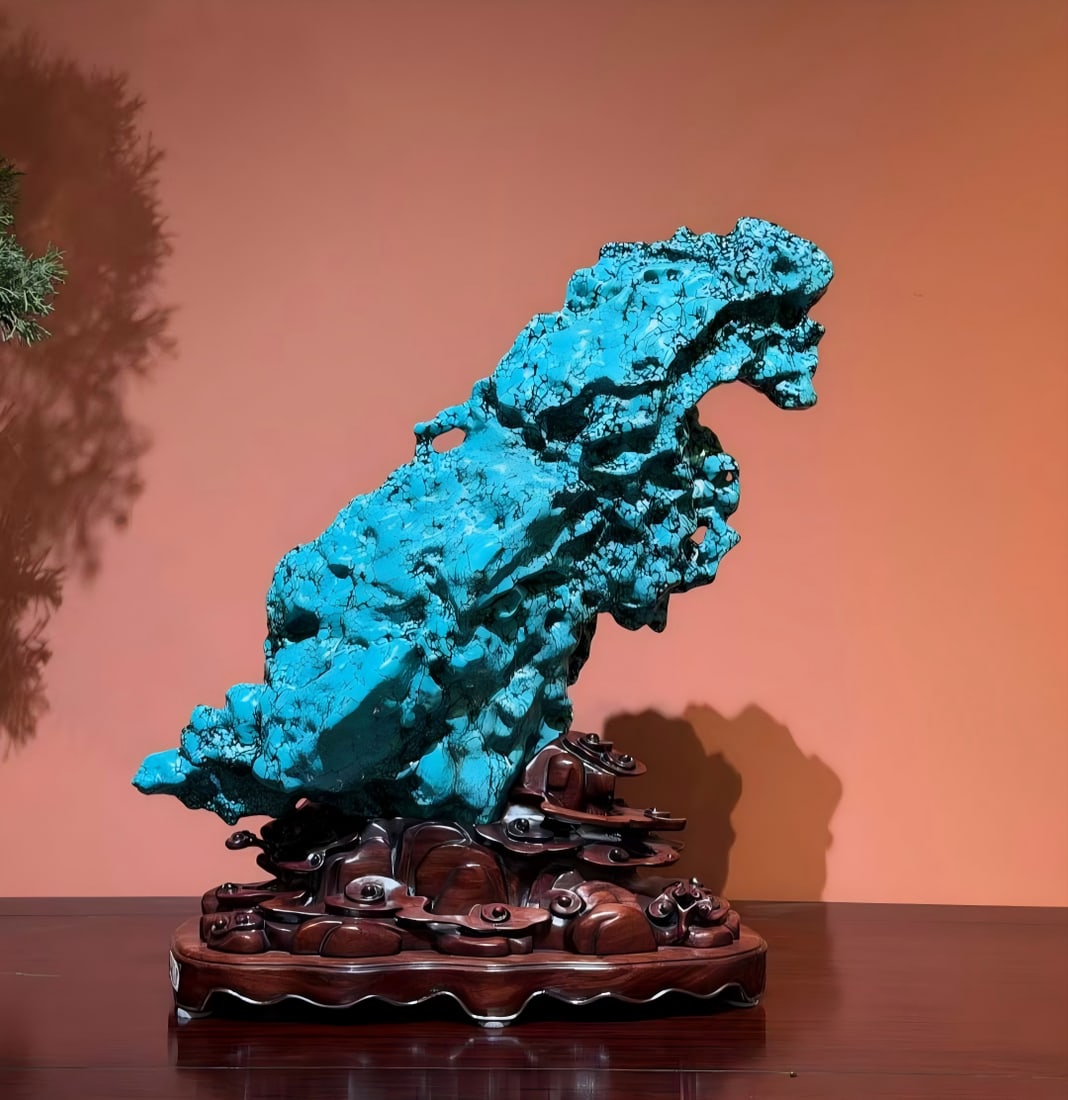 A Qing Dynasty turquoise study Shanzi ornament: Qing Dynasty turquoise study Shanzi ornaments are equipped with two wooden seats and have two shapes of study boutiques SIZE: 41x17x47cm Net W: 7630g (The Dimensions Of All Batches Are Manually Measur
