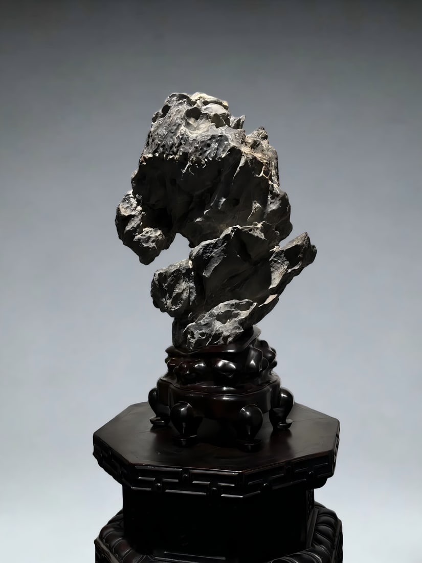 A Qing Dynasty Yingshi Shanzi study ornament: Qing Dynasty Yingshi Shanzi study ornament SIZE: H:52cm W:30cm T:20cm (The Dimensions Of All Batches Are Manually Measured.If You Need More Detailed Information, Please Contact Our Customer Service Be