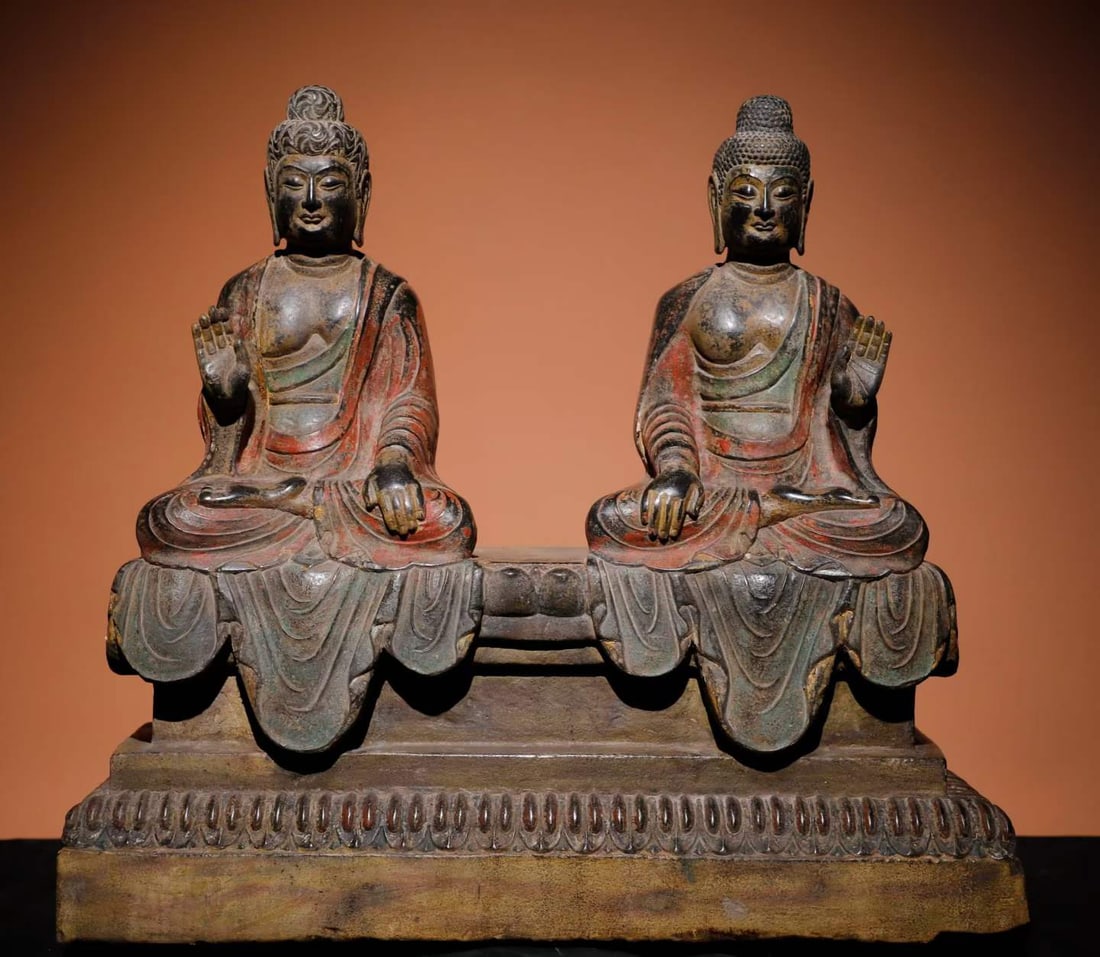 A Tang Dynasty bluestone painted two Buddhas sitting side by side: Tang Dynasty bluestone painted two Buddhas sitting side by side SIZE: H:60cm W:66cm T:20cm (The Dimensions Of All Batches Are Manually Measured.If You Need More Detailed Information, Please Contact Ou