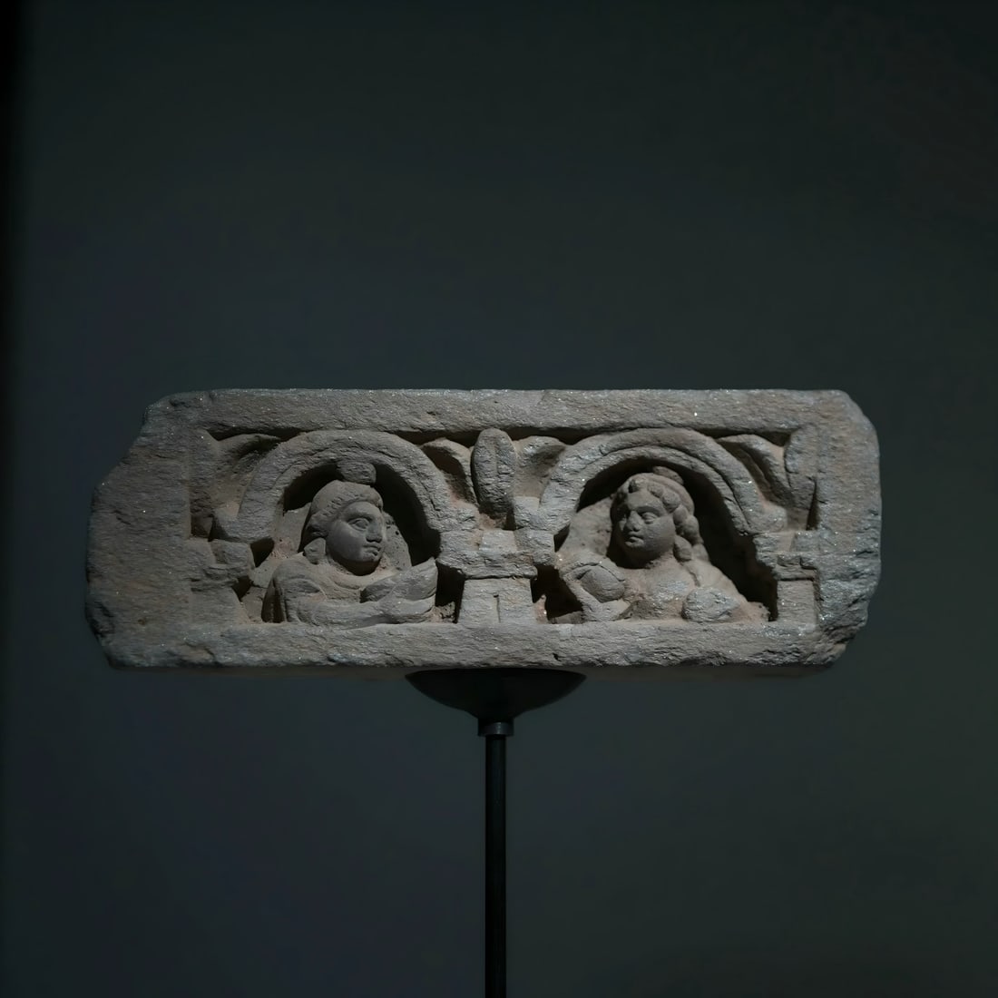 A base of the bowl offered by the four kings of Gandhara from the 2nd to the 5th centuries AD: The four kings of Gandhara presented bowls, and the four kings presented the base of the bowls SIZE: Base W: 20cm H: 7.2cm (The Dimensions Of All Batches Are Manually Measured.If You Need More Detaile