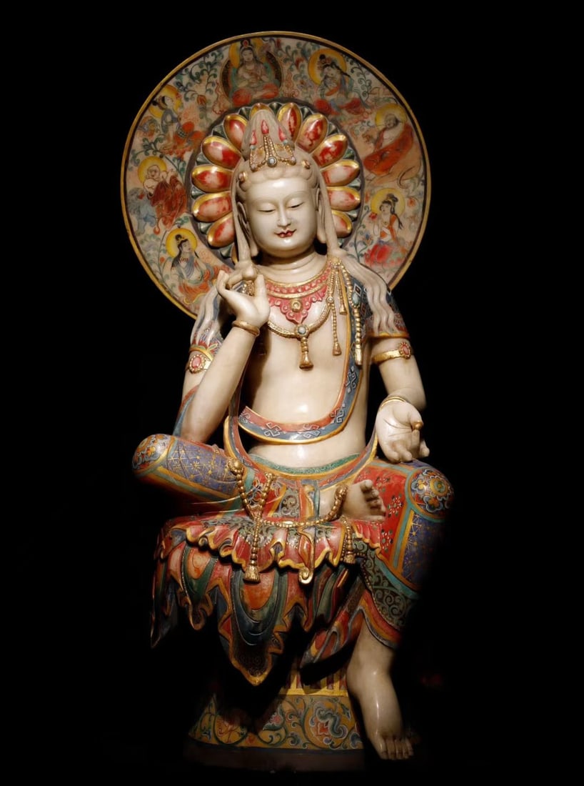 A Tang Dynasty white jade painted Guanyin: Tang Dynasty white jade painted Guanyin has a plump and full face, and the decoration is gorgeous and exquisite. SIZE: H:126cm W:55cm T:53cm (The Dimensions Of All Batches Are Manually Measured.If You