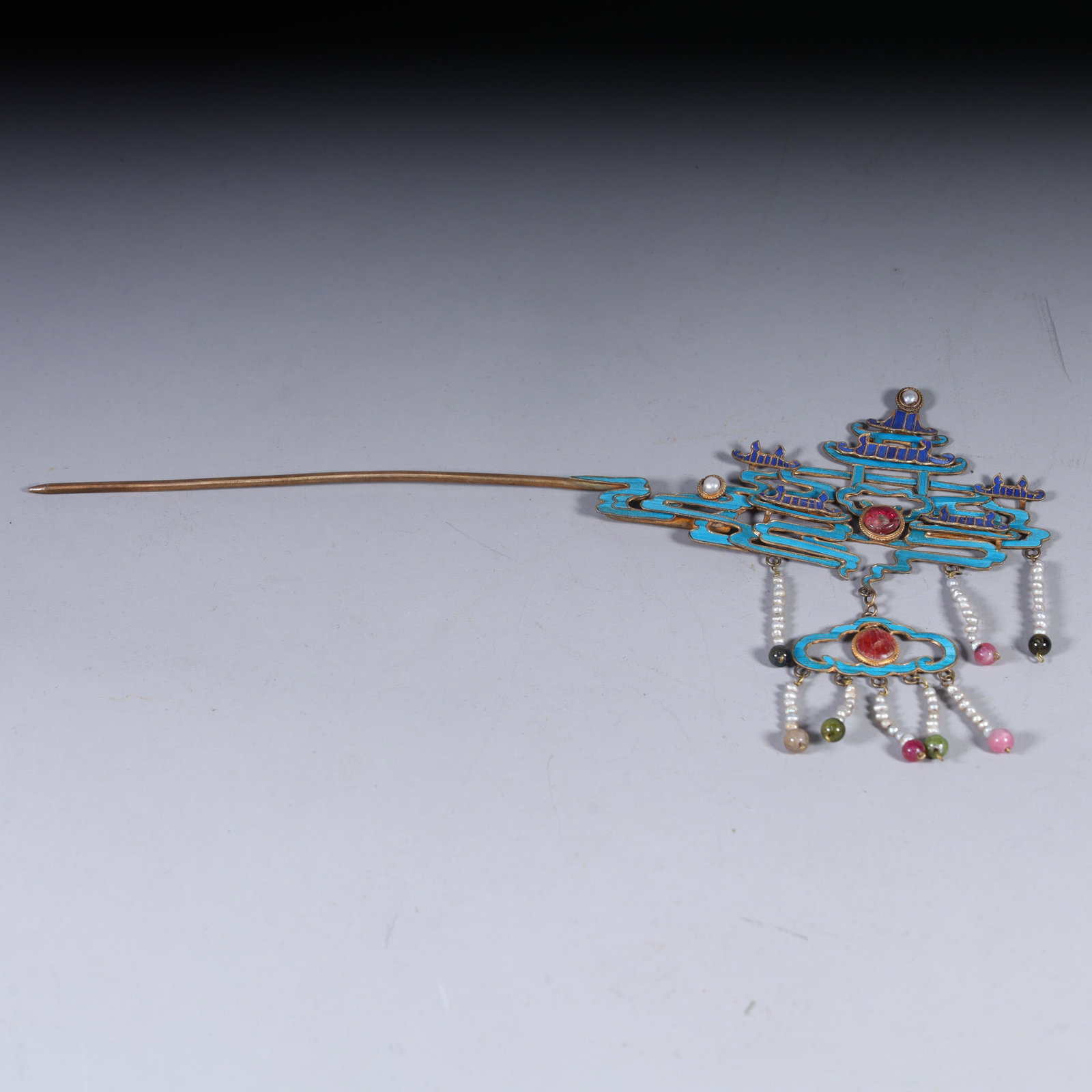 A Qing Dynasty silver cloisonné burnt blue gilt gold hairpin: Qing Dynasty silver cloisonné burned blue gilt gold hairpin SIZE: L:17cm W:11cm W:53.3g (The Dimensions Of All Batches Are Manually Measured.If You Need More Detailed Information, Please Contact Our 