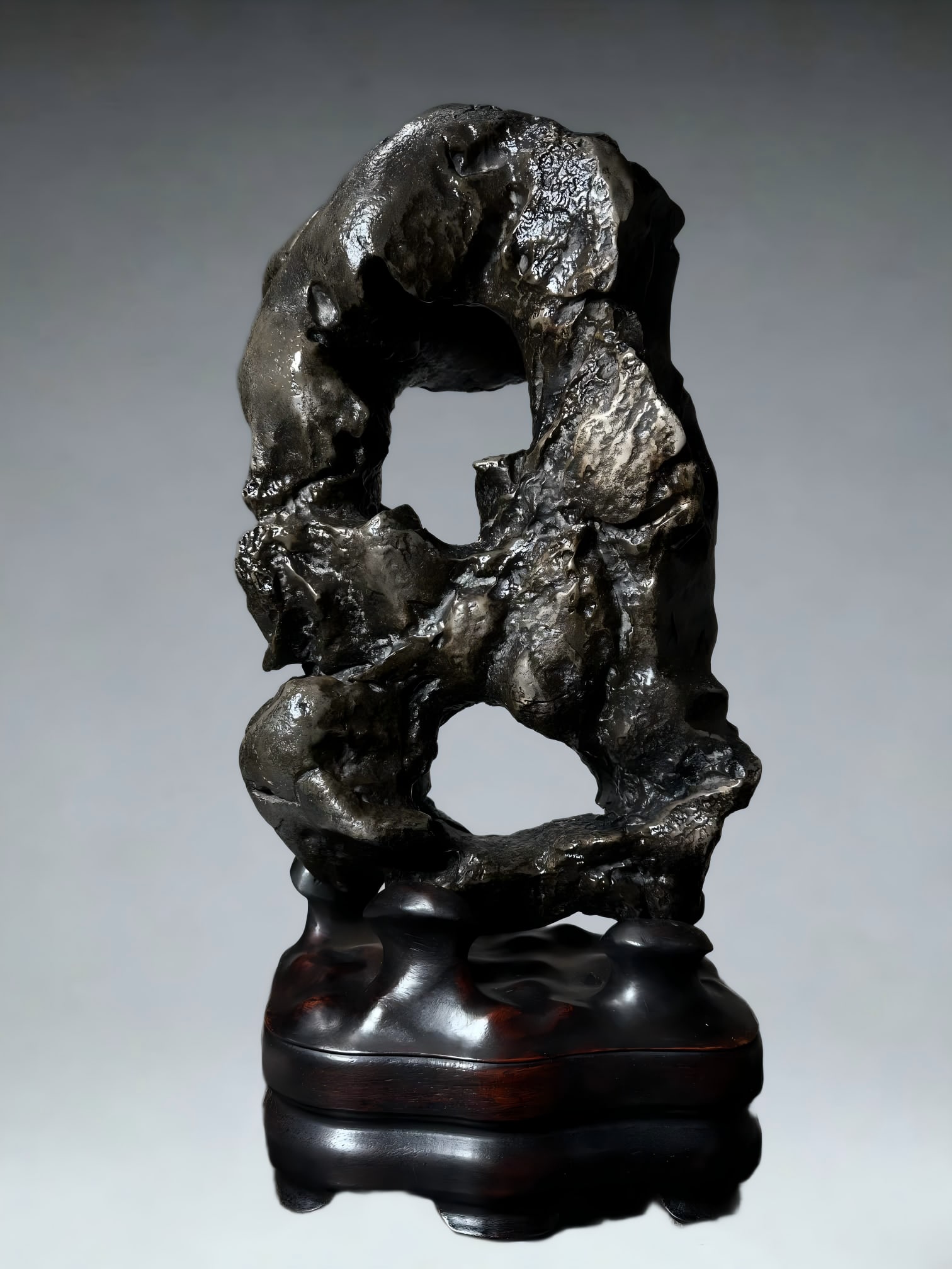A Qing Dynasty Taihu stone "Yunshan Miaodong" Shanzi study ornament: Qing Dynasty Taihu stone "Yunshan Miaodong" Shanzi study ornament SIZE: H:50cm W:23cm T:19cm (The Dimensions Of All Batches Are Manually Measured.If You Need More Detailed Information, Please Contact 