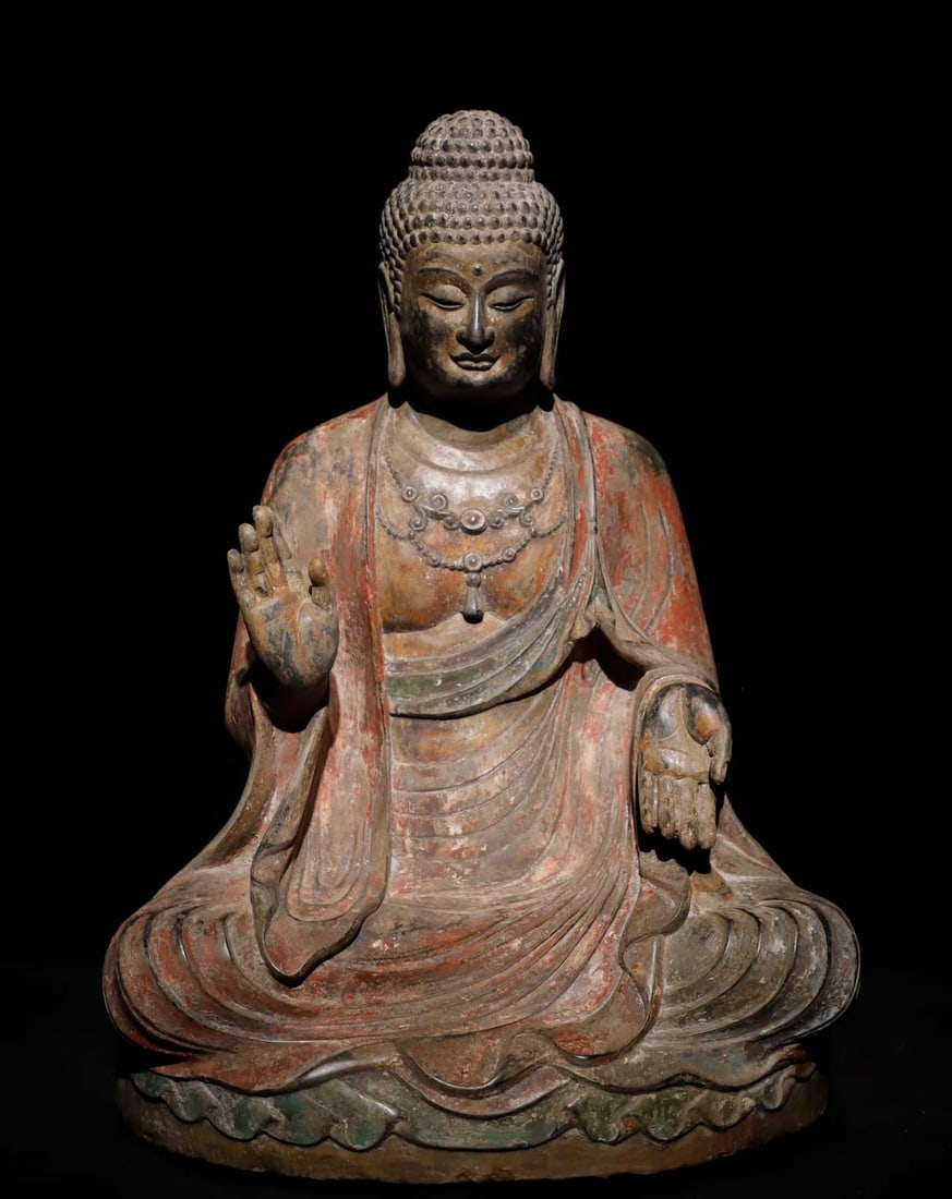 A Tang Dynasty bluestone painted Buddha statue: Tang Dynasty bluestone painted Buddha statues SIZE: H:68cm W:46cm T:33cm (The Dimensions Of All Batches Are Manually Measured.If You Need More Detailed Information, Please Contact Our Customer Service