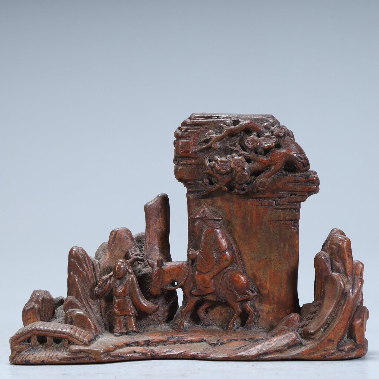 A Qing Dynasty agarwood ornament of walking on the snow to find Meishanzi: Qing Dynasty agarwood walking on the snow to find Meishanzi ornaments SIZE: H:9cm L:13cm W:4cm W:93g (The Dimensions Of All Batches Are Manually Measured.If You Need More Detailed Information, Please 