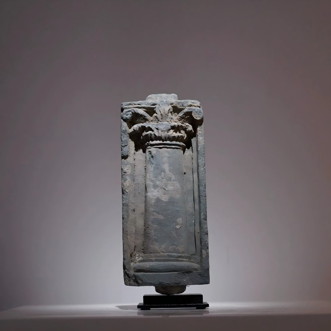 A Gandhara Corinthian column from the 2nd-5th centuries: Gandhara Corinth Column SIZE: W:7cm H:16cm (The Dimensions Of All Batches Are Manually Measured.If You Need More Detailed Information, Please Contact Our Customer Service Before Bidding.)