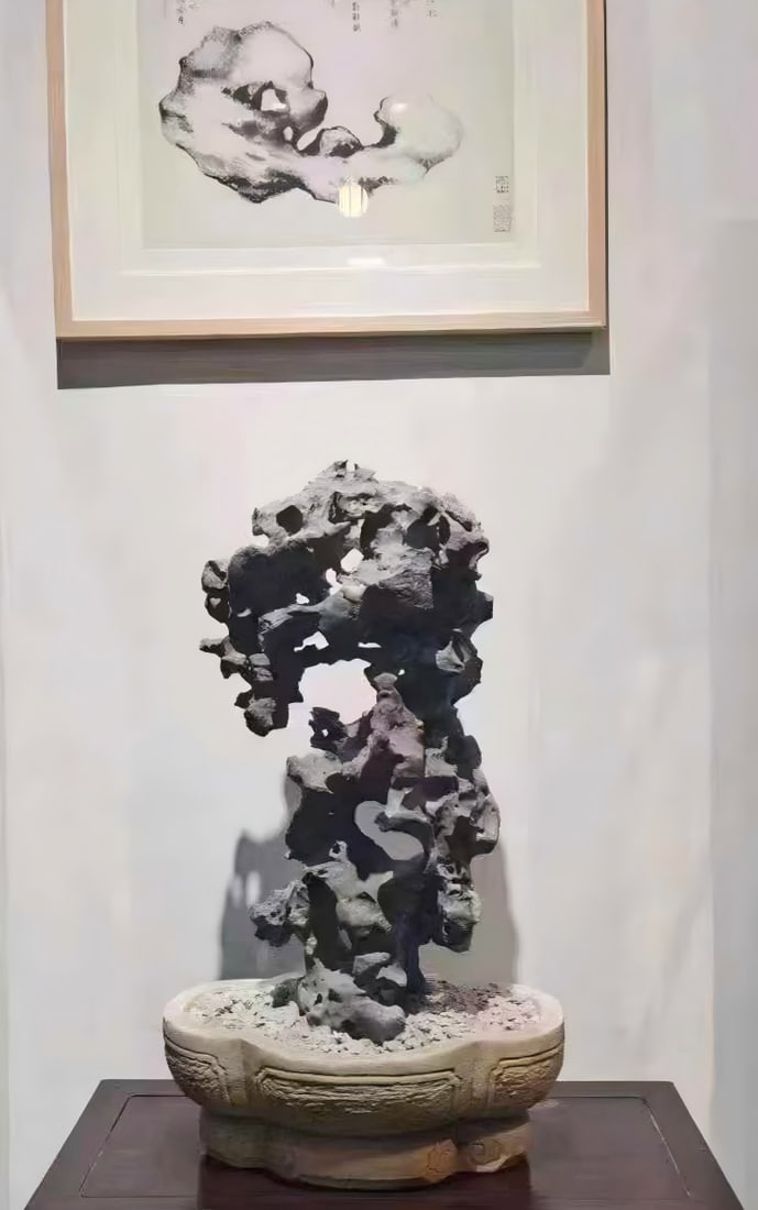 A Qing Dynasty Taihu Lake stone study ornament: Qing Dynasty Taihu Lake stone study ornaments SIZE: Total H: 80cm (The Dimensions Of All Batches Are Manually Measured.If You Need More Detailed Information, Please Contact Our Customer Service Before