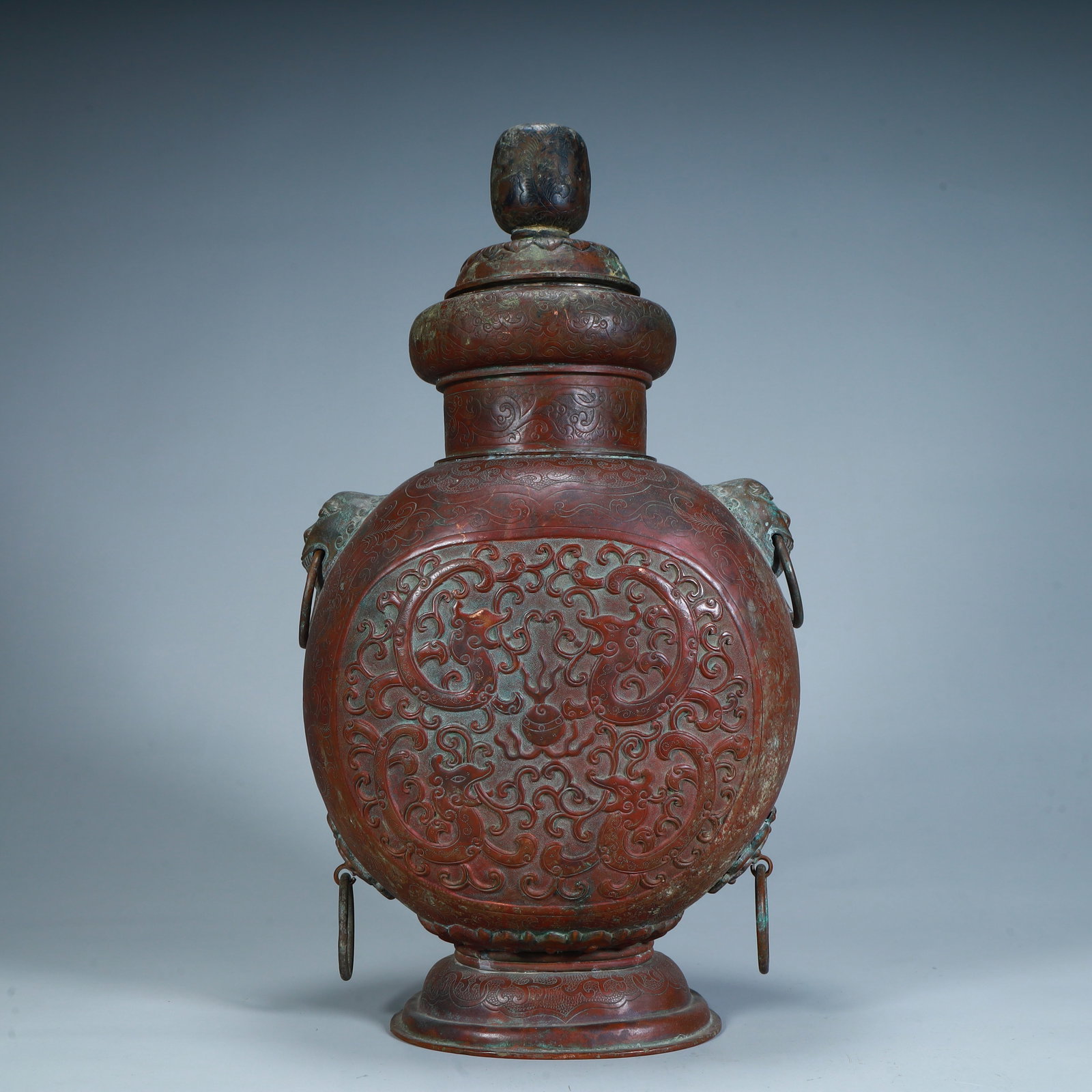 A Qing Dynasty copper tire Kui dragon pattern double beast ear living ring treasure vase: Qing Dynasty copper tire Kui dragon pattern double beast ear living ring treasure vase SIZE: H:35cm L:19cm W:13cm W:1.8kg (The Dimensions Of All Batches Are Manually Measured.If You Need More Detailed