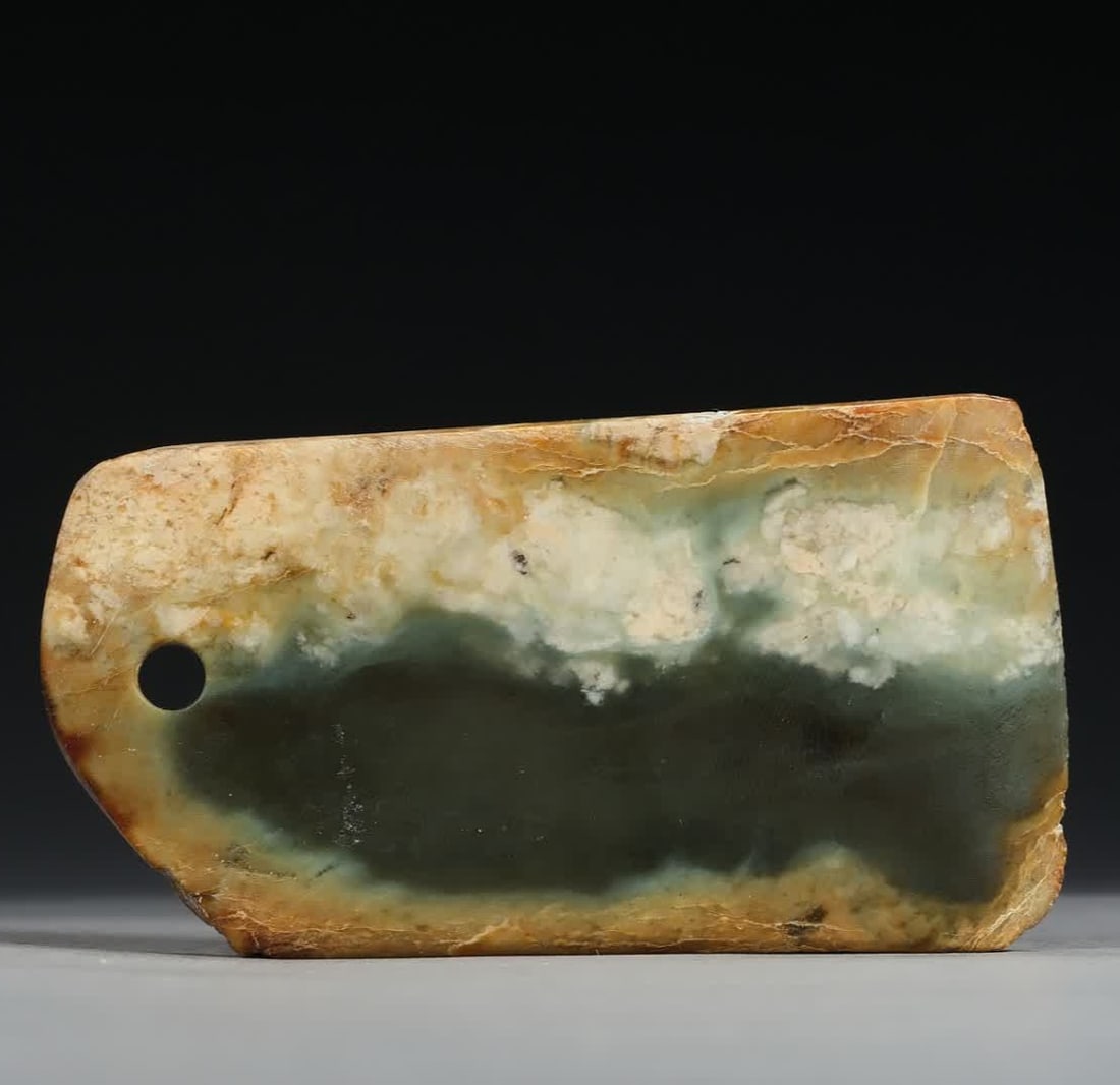 A piece of ancient jade axe (1 of 7)