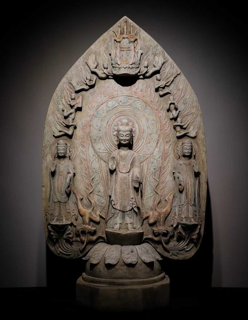 A piece of Northern Qi Qingzhou painted three Buddha backrests: Northern Qi Qingzhou painted three Buddha backrests SIZE: H:116cm W:66cm T:35cm (The Dimensions Of All Batches Are Manually Measured.If You Need More Detailed Information, Please Contact Our Customer 