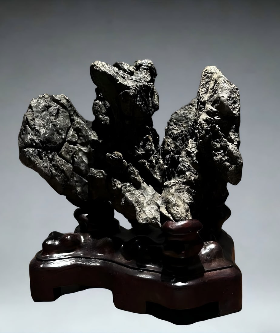 A Qing Dynasty Yingshi Yaqi Shanzi study ornament: Qing Dynasty Yingshi Yaqi Shanzi study ornament SIZE: L:23cm H:23cm T:14cm (The Dimensions Of All Batches Are Manually Measured.If You Need More Detailed Information, Please Contact Our Customer Servi