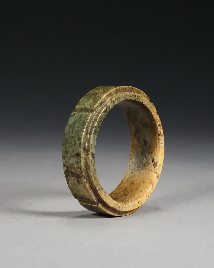 An ancient jade bracelet - 5